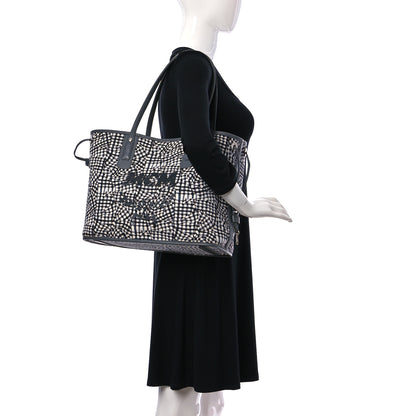 MCM Visetos Large Liz Reversible Shopper Tote Grey 2 of 19
