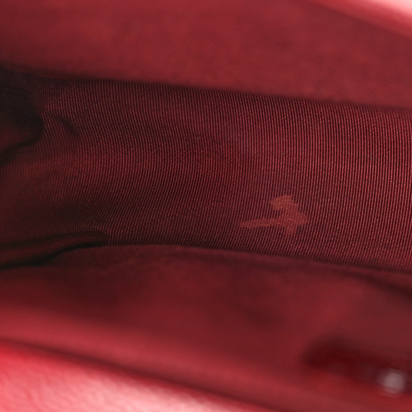 Caviar Quilted Medium Boy Flap Dark Red