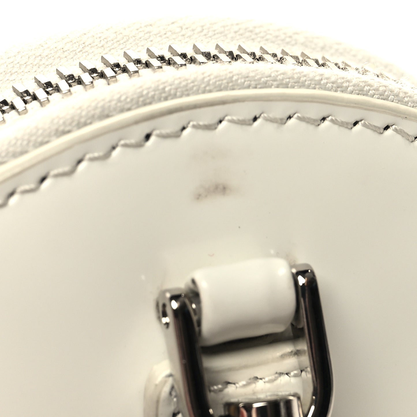 Spazzolato Round Coin Pouch Bag Charm White