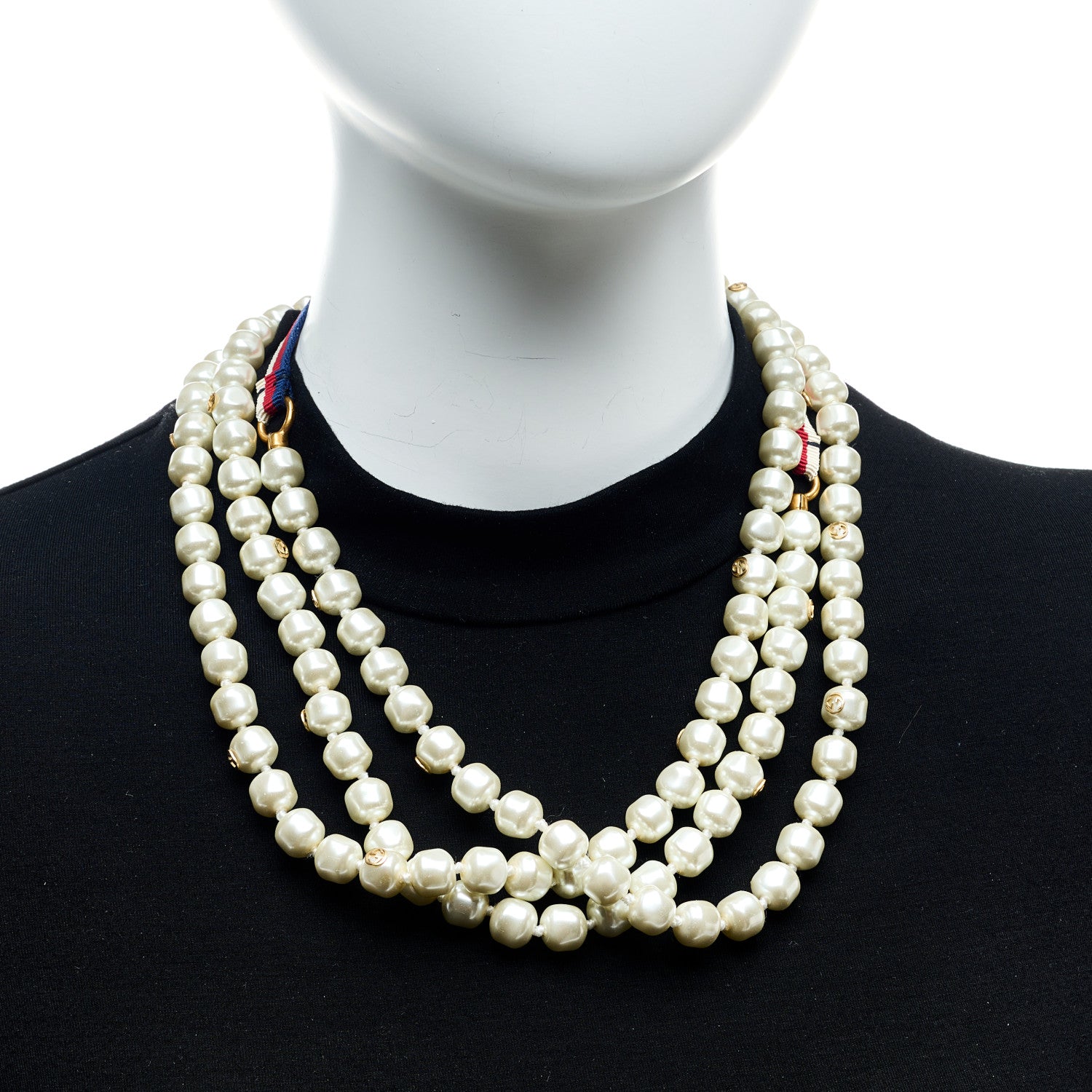 Gucci Pearl Ribbon Feline Strand Necklace 2 of 6