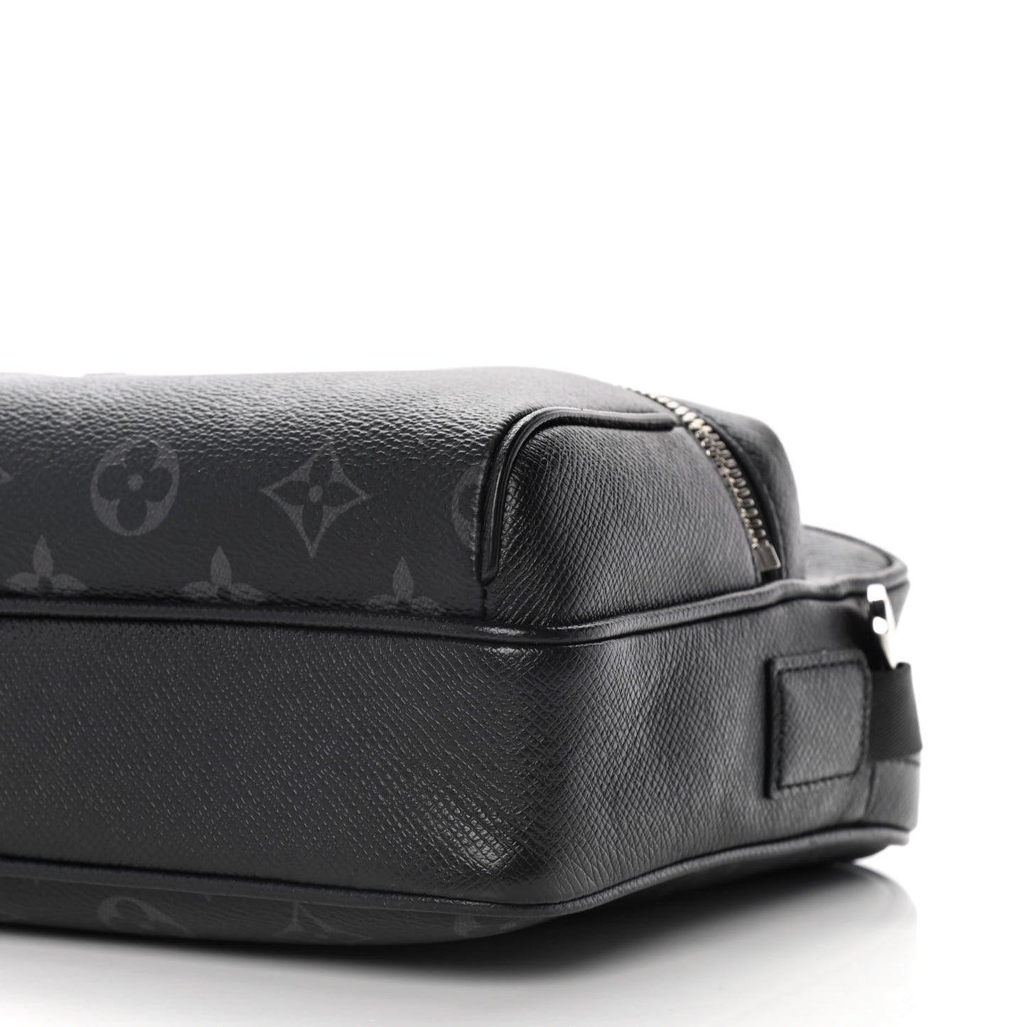 Taiga Monogram Eclipse Outdoor Messenger Black