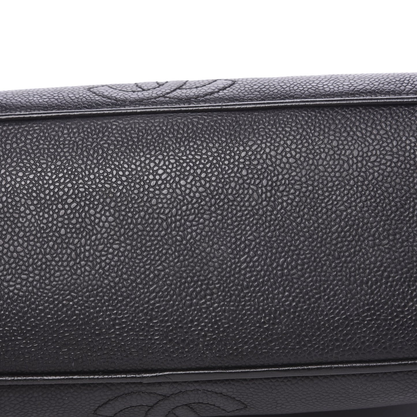 Caviar CC Shoulder Bag Black