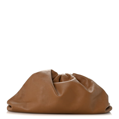 Bottega Veneta Smooth Butter Calf The Pouch Oversized Clutch Cammello 1 of 11