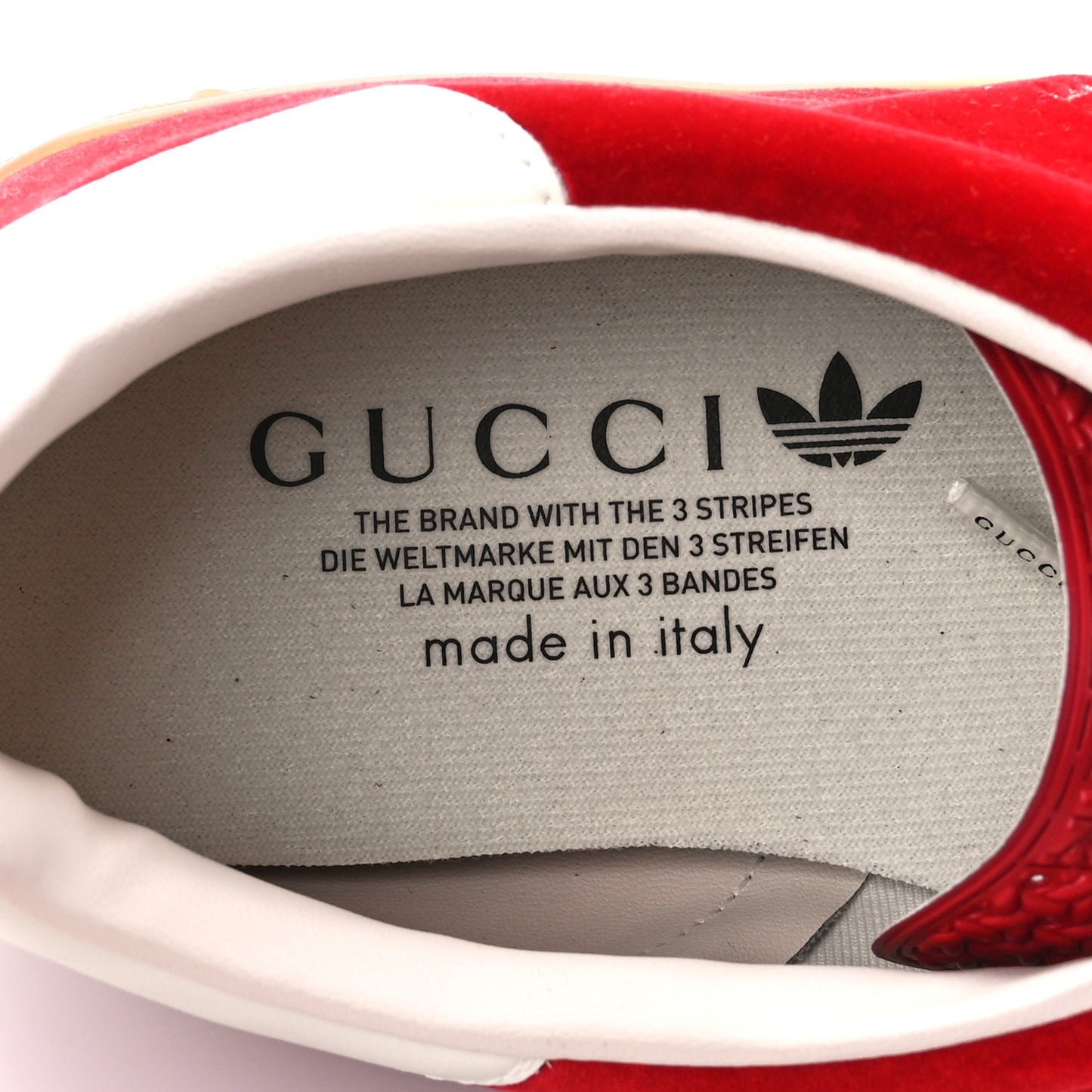 X ADIDAS Softy Velvet Suede Madeira Demetra Mens Gazelle Sneakers Vulcanic Red Off White Hibiscus Red