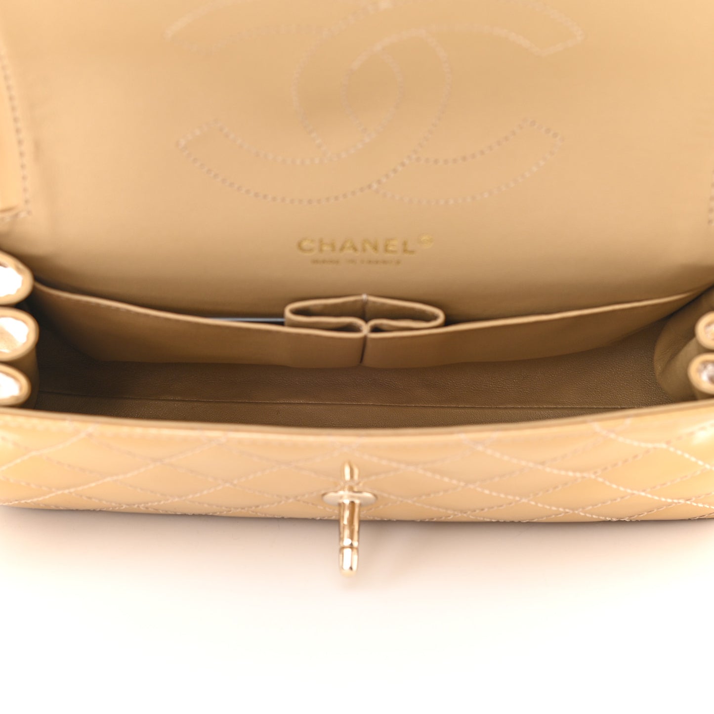 Patent Quilted Accordion Double Flap Beige
