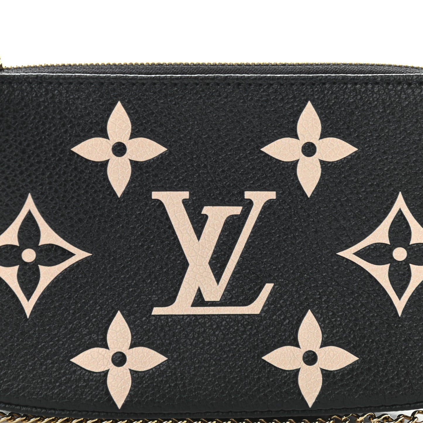 Empreinte Monogram Giant Mini Pochette Accessories Black