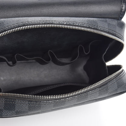 Louis Vuitton Damier Graphite Hanging Toiletry Kit 7 of 9