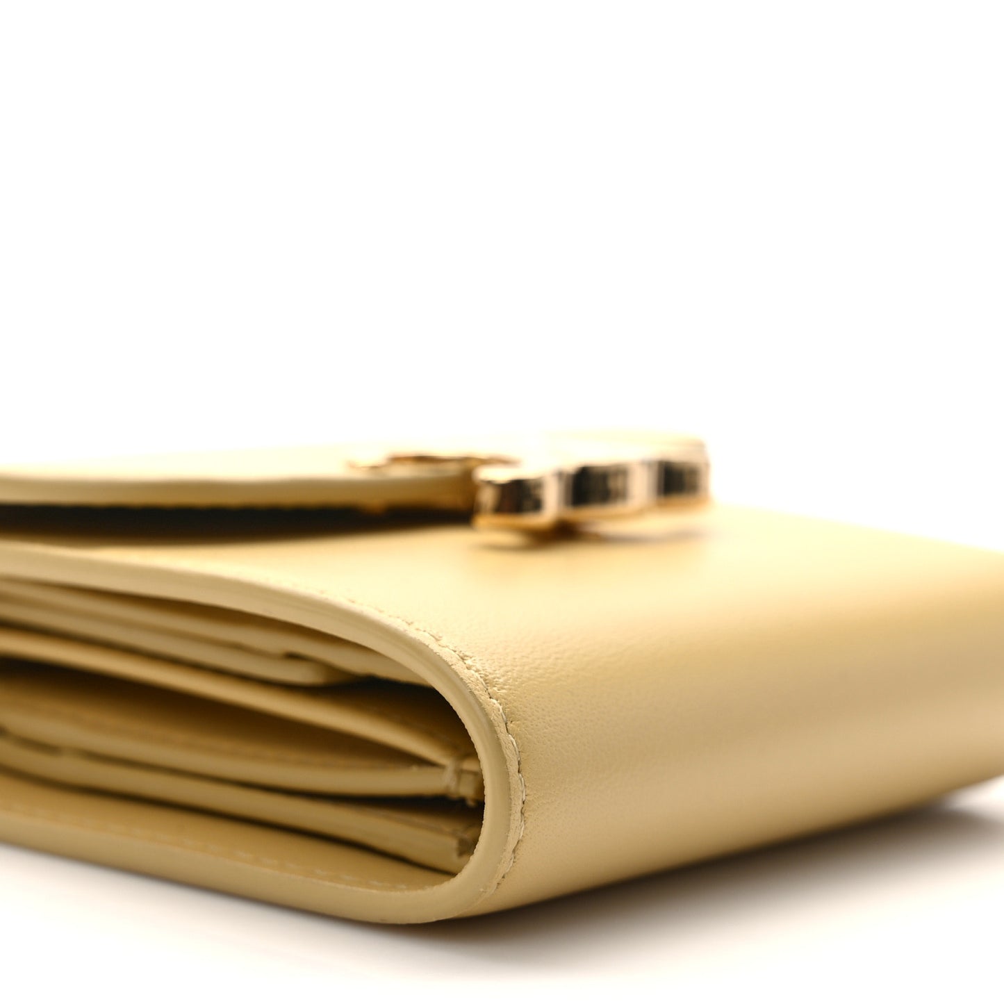 Shiny Smooth Lambskin Small Triomphe Wallet Papyrus