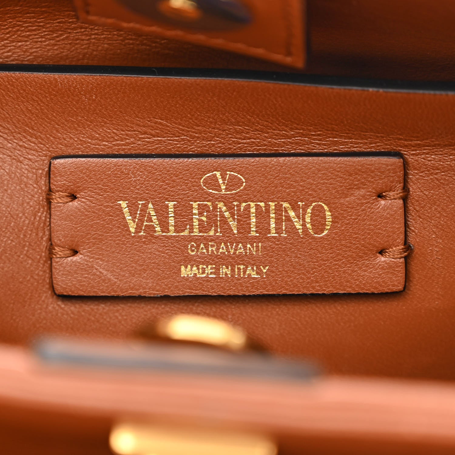 Valentino Garavani Denim Small Roman Stud The Handle Bag Light Denim Selleria 7 of 11