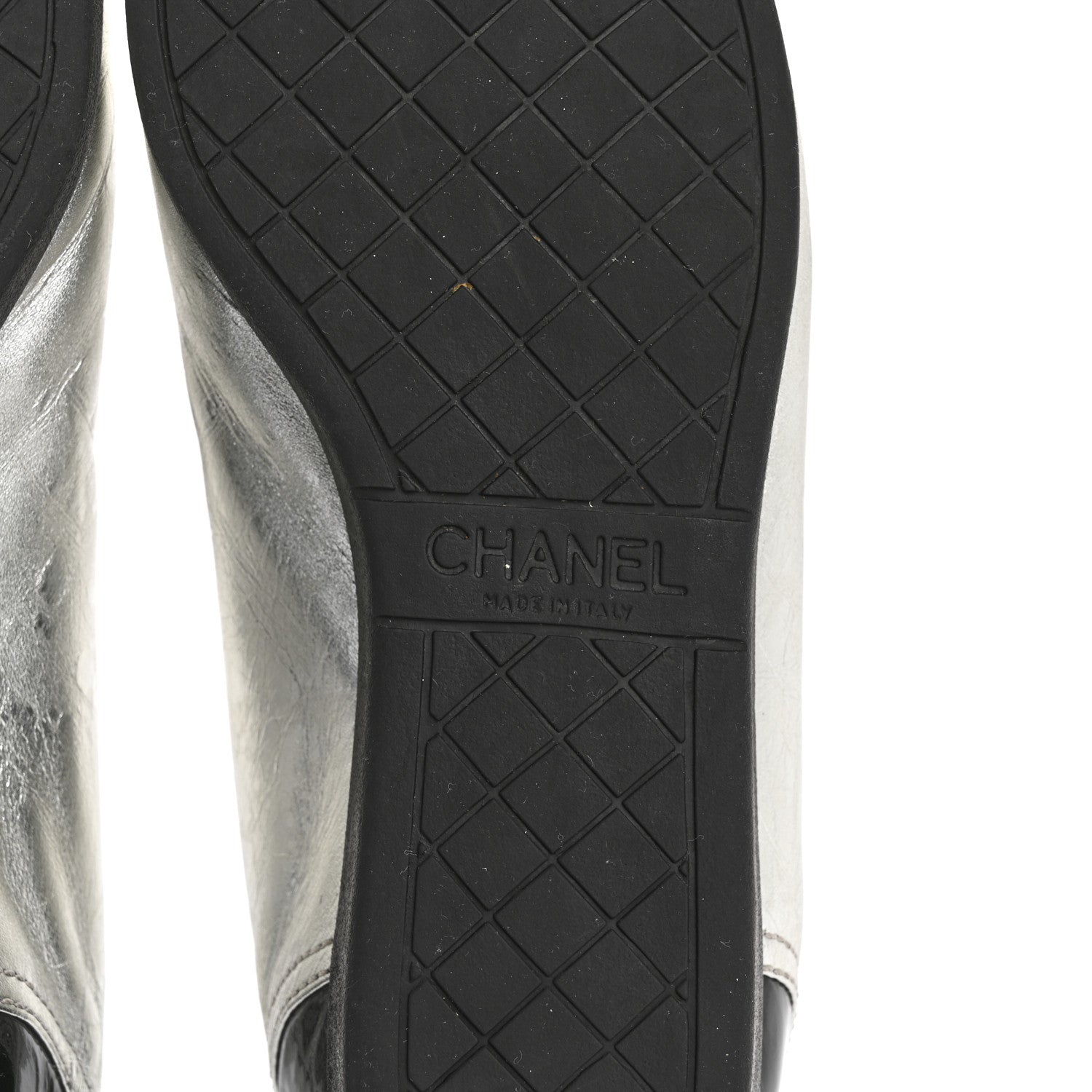 Chanel Metallic Lambskin Patent Cap Toe CC Sneakers 38.5 Silver Black 8 of 12