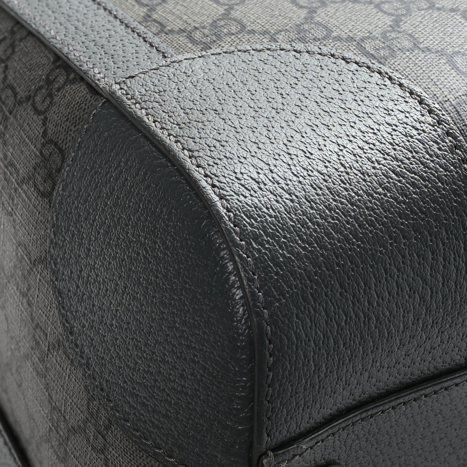 Gucci GG Supreme Monogram Textured Dollar Calfskin Large Savoy Duffle Bag Grey Black Graphite Grey 7 of 10