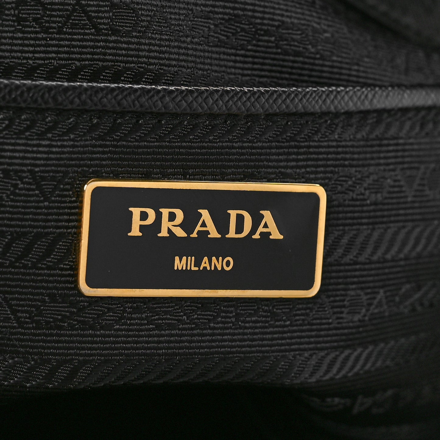 Saffiano Large Galleria Double Zip Tote Black