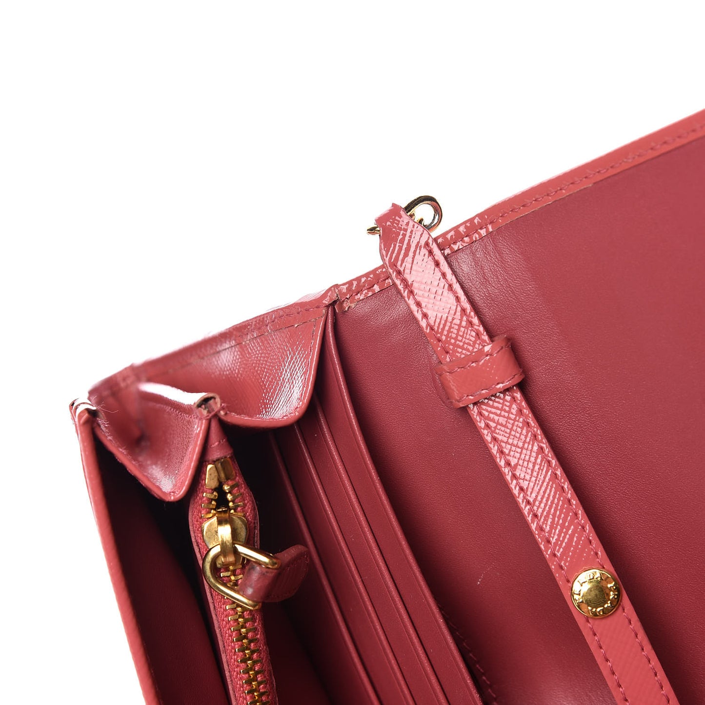 Saffiano Vernice Metal Oro Chain Wallet