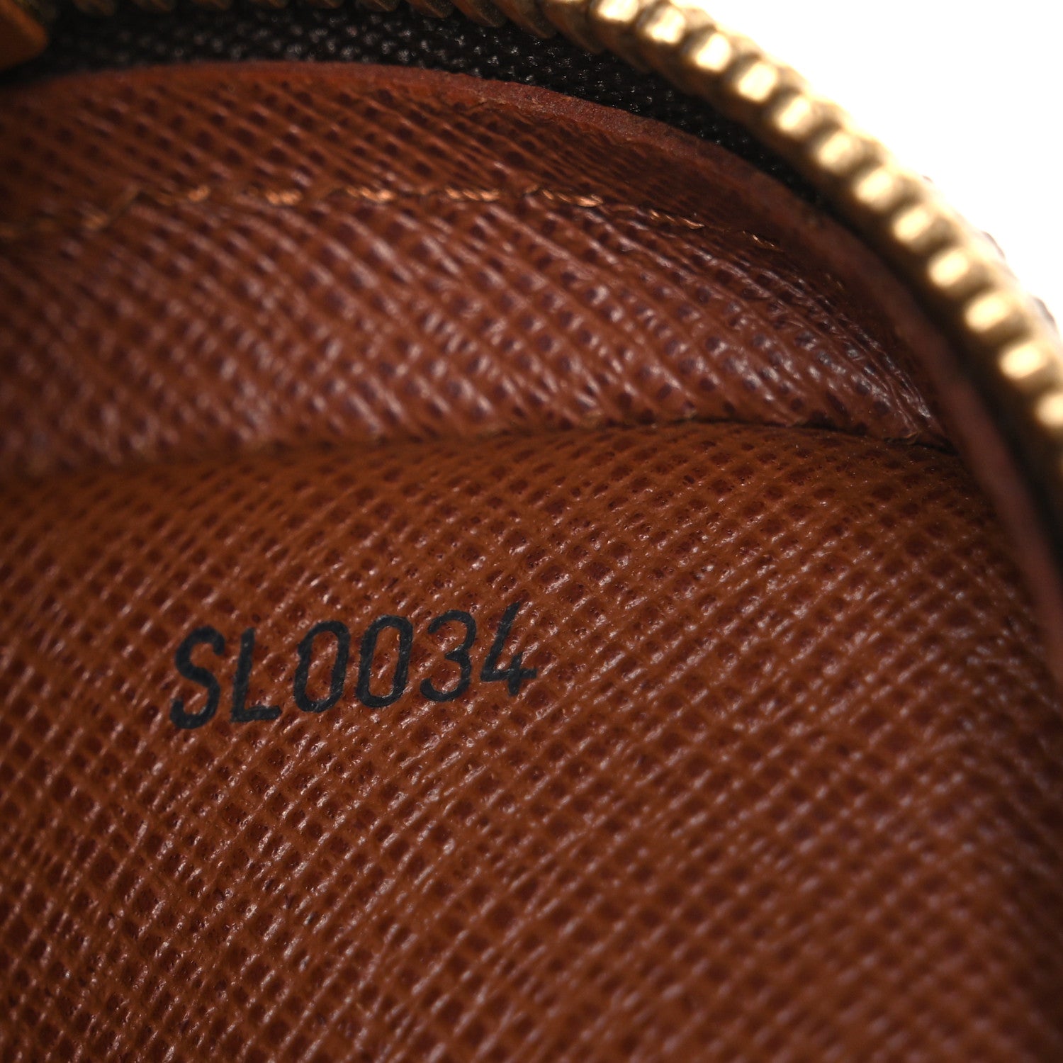 Louis Vuitton Monogram Danube 21 6 of 10