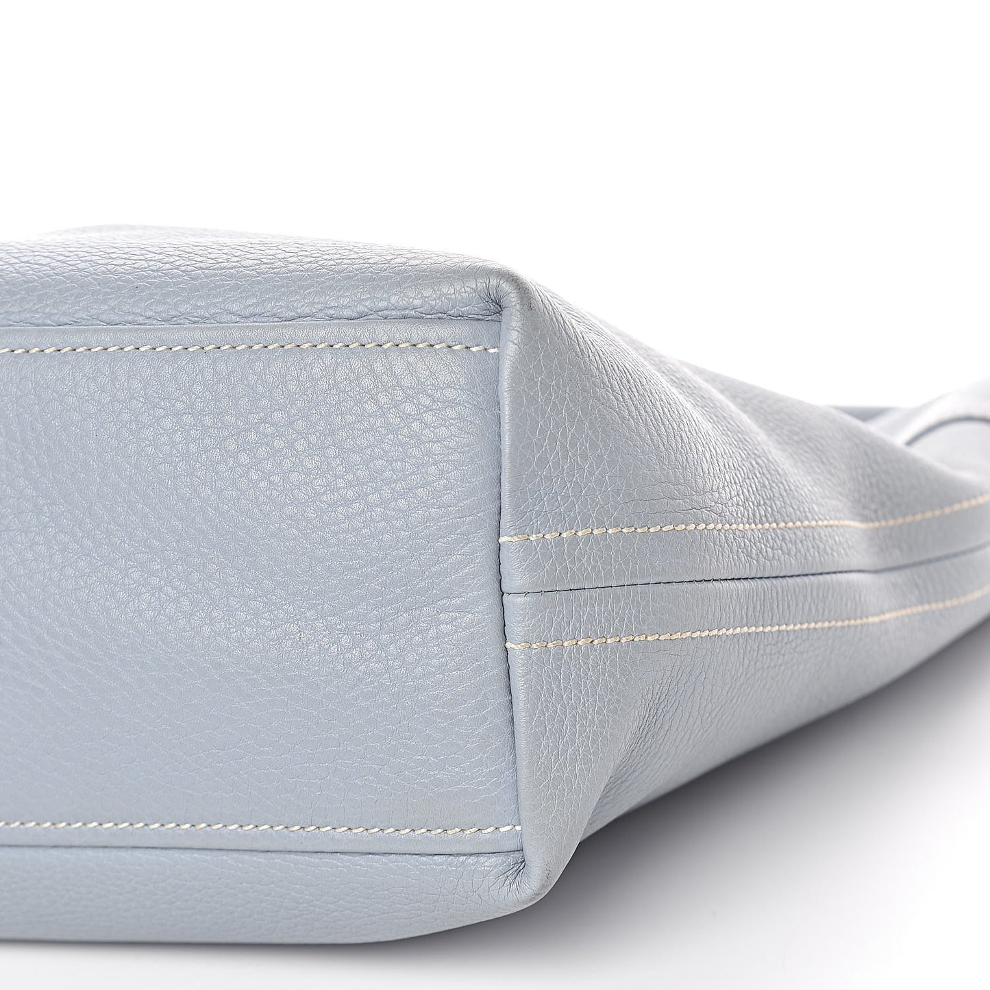 Vitello Daino Tag Hobo Pervinca