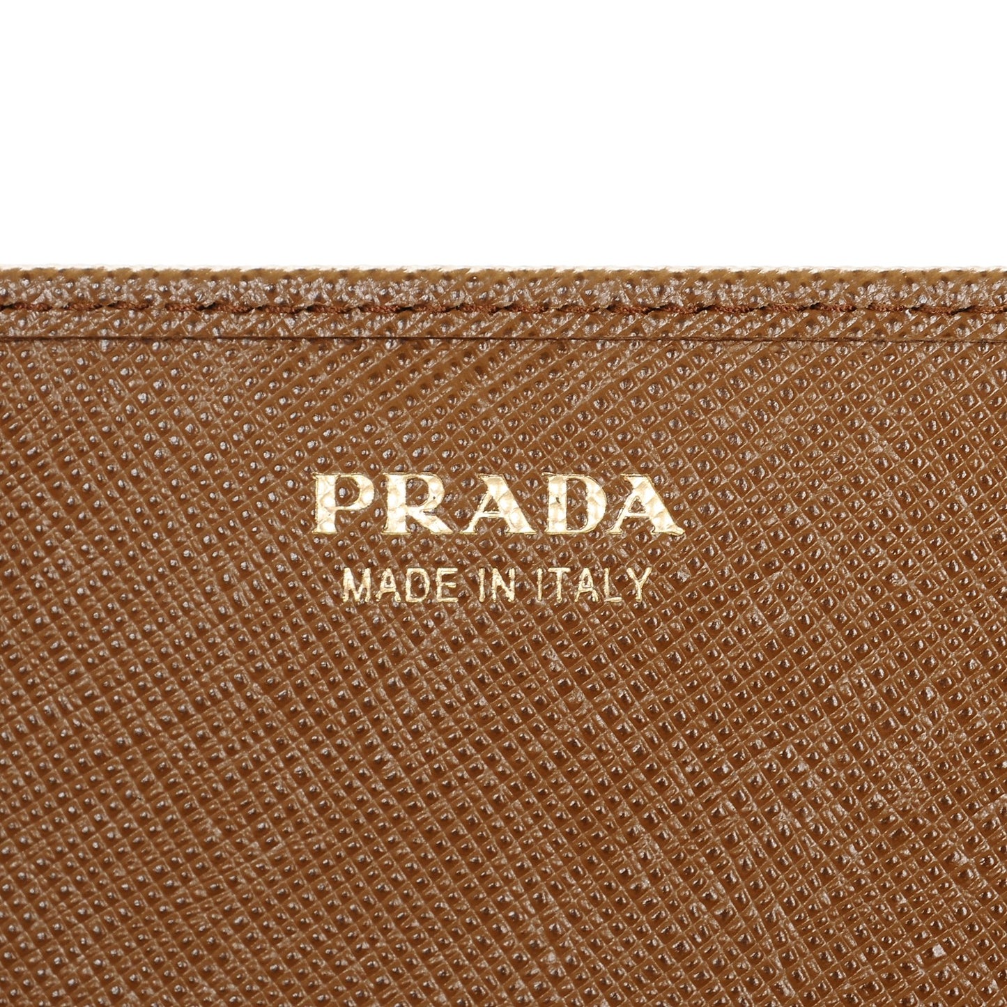 Saffiano Metal Large Chain Wallet Cannella