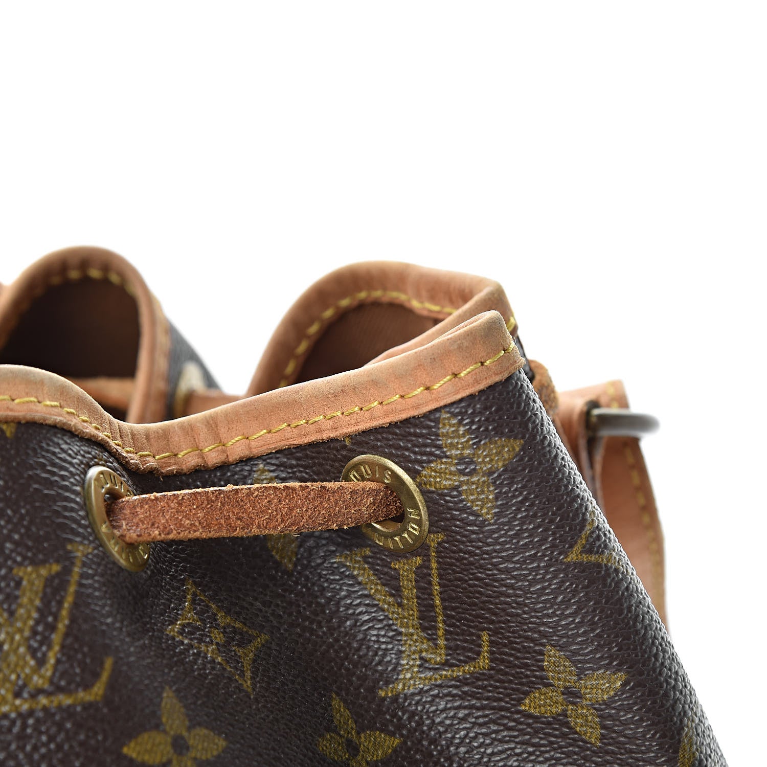 Louis Vuitton Monogram Petit Noe 19 of 19