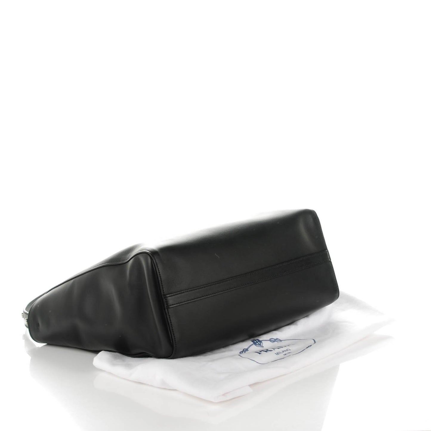 City Calf Tote With Studded Strap Nero Black