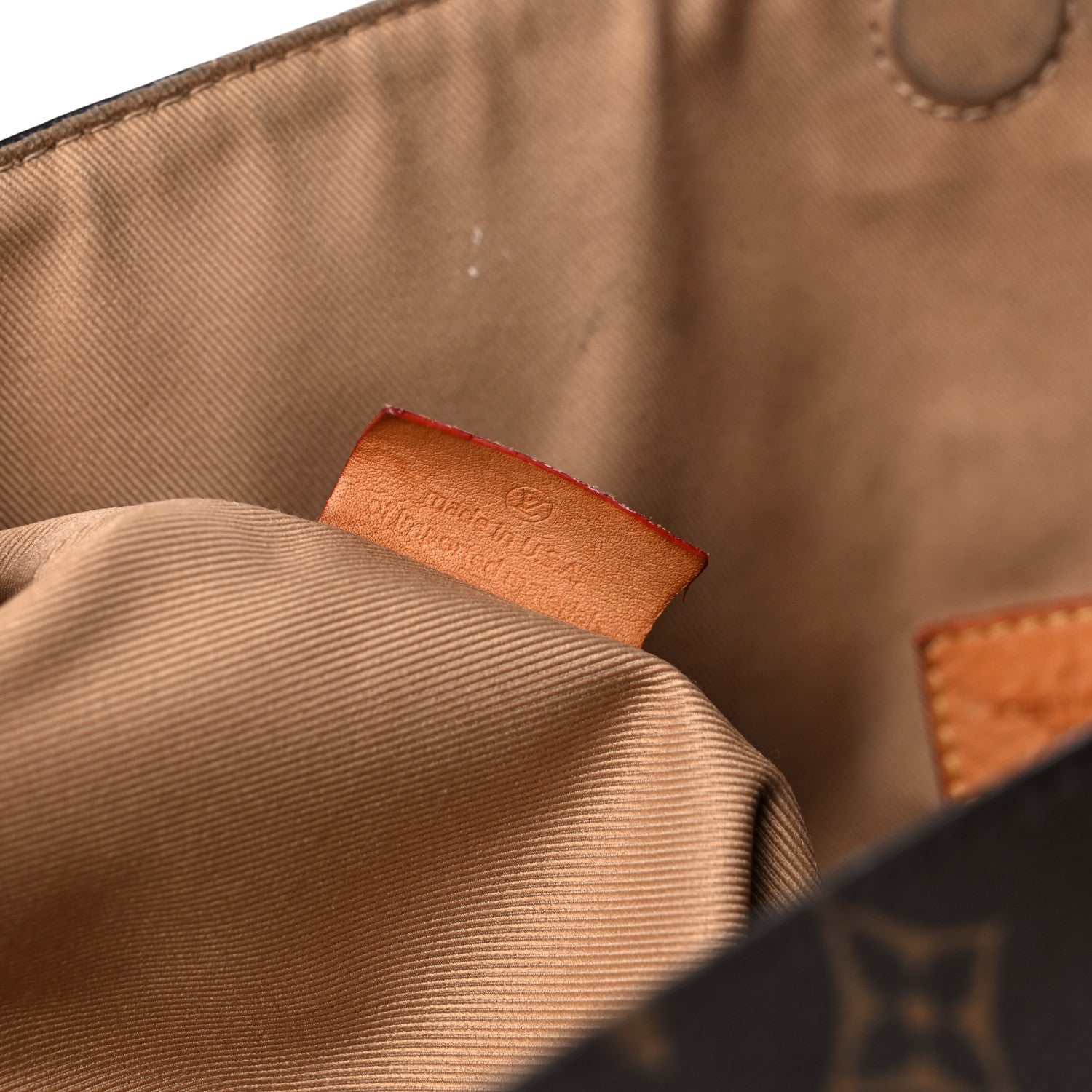 Louis Vuitton Monogram Graceful MM 8 of 29