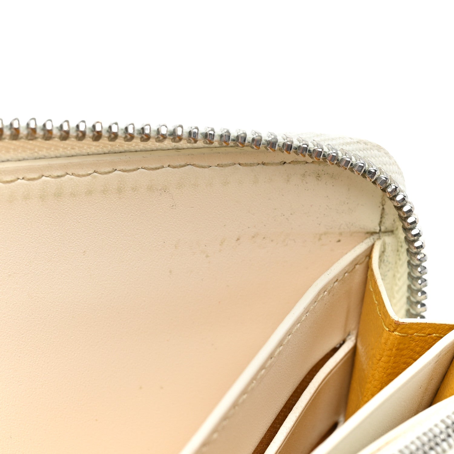 Goyard Goyardine Matignon Zip Around GM Wallet White 16 of 29