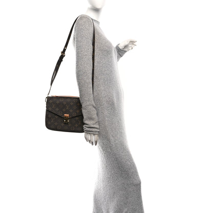 Louis Vuitton Monogram Pochette Metis 2 of 9
