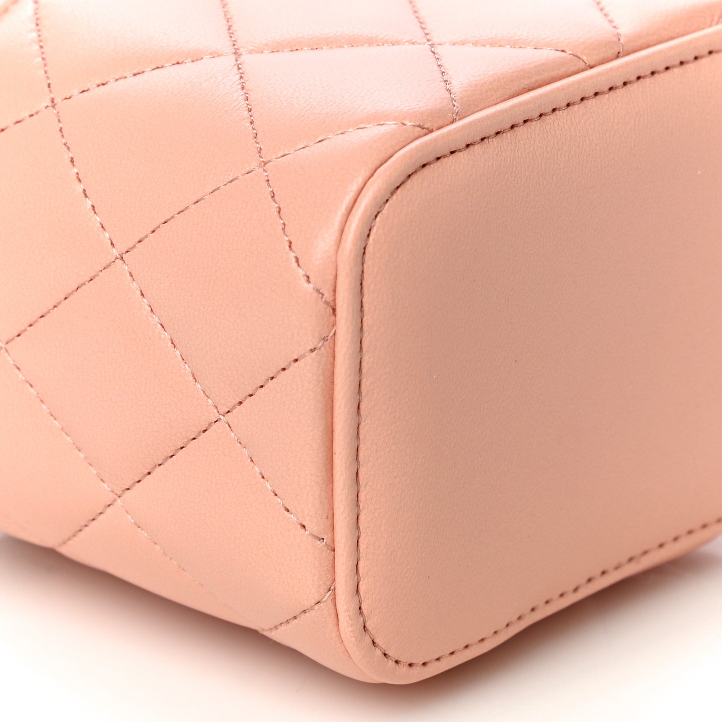 Lambskin Quilted Pearl Crush Mini Vanity Case With Chain Light Beige