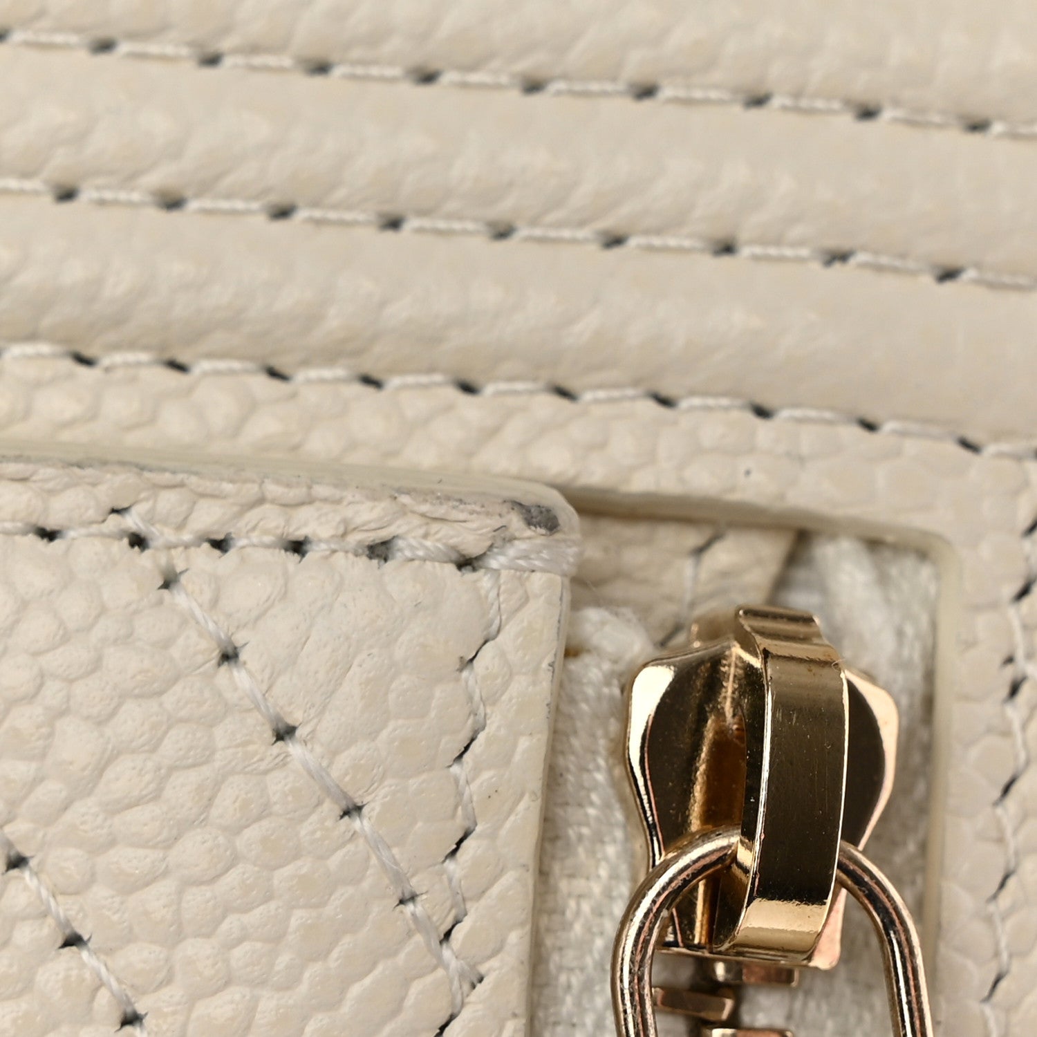 Chanel Caviar Chevron Quilted Boy Compact Wallet White 9 of 10