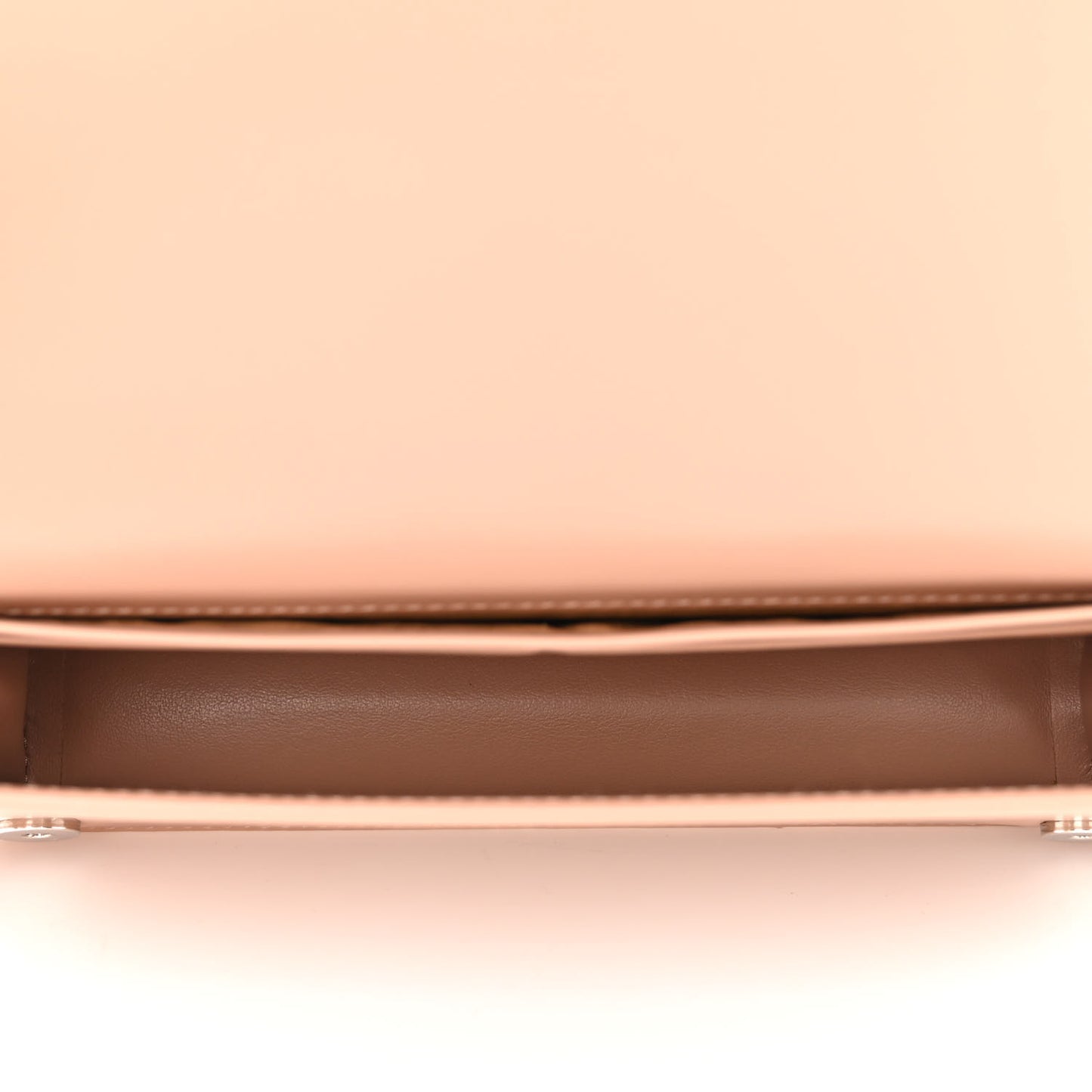Soft Calfskin Impunture Diagramme Chain Wallet Cipria
