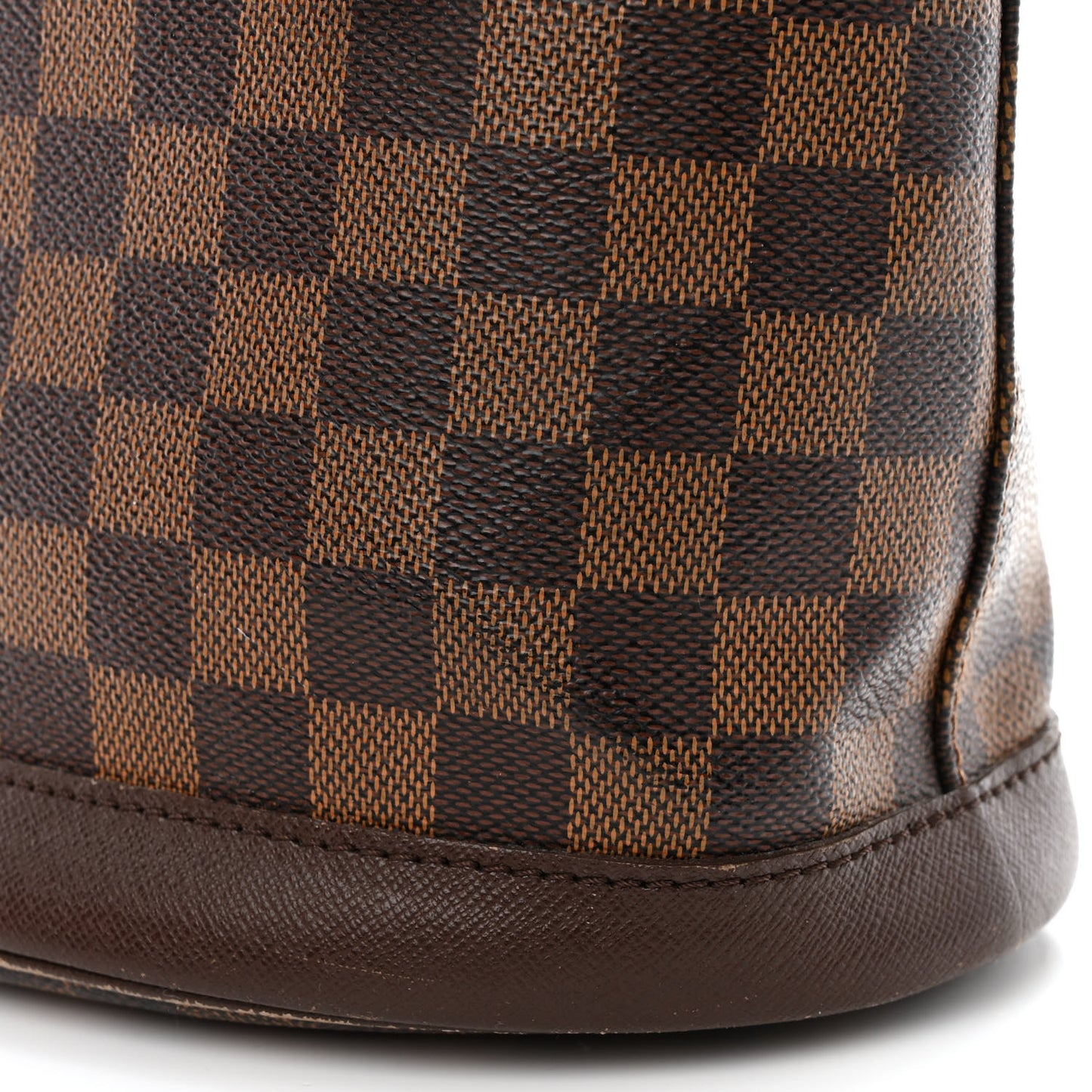 Damier Ebene Marais Bucket 23