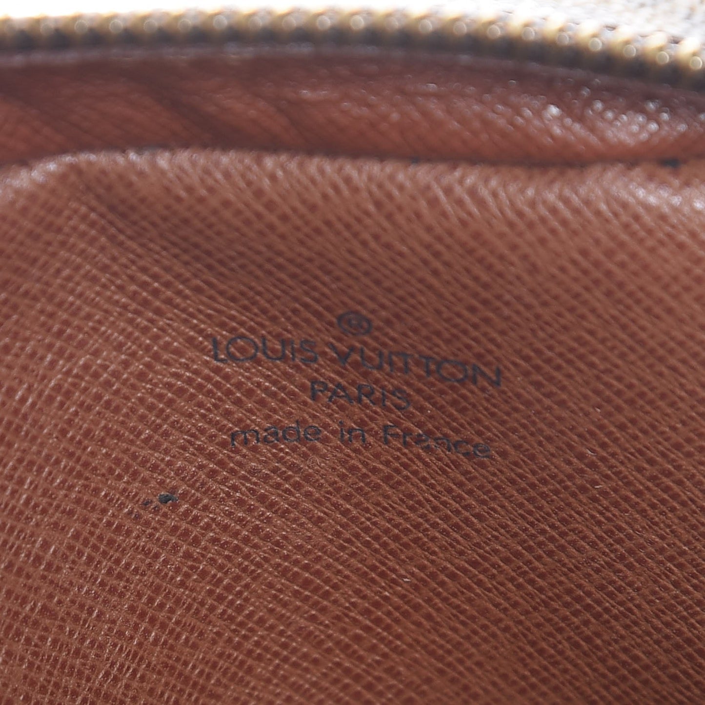 Monogram Amazone