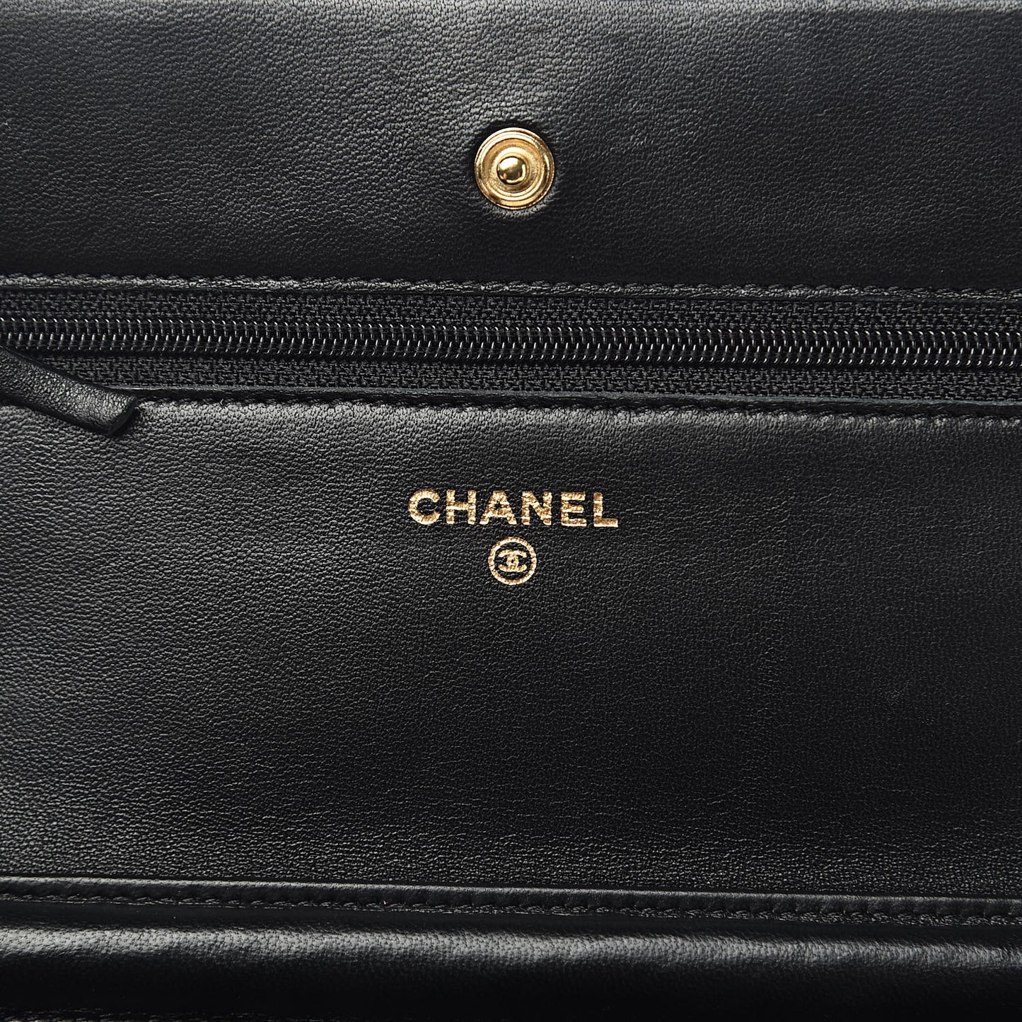 Lambskin Quilted Wallet On Chain WOC Black
