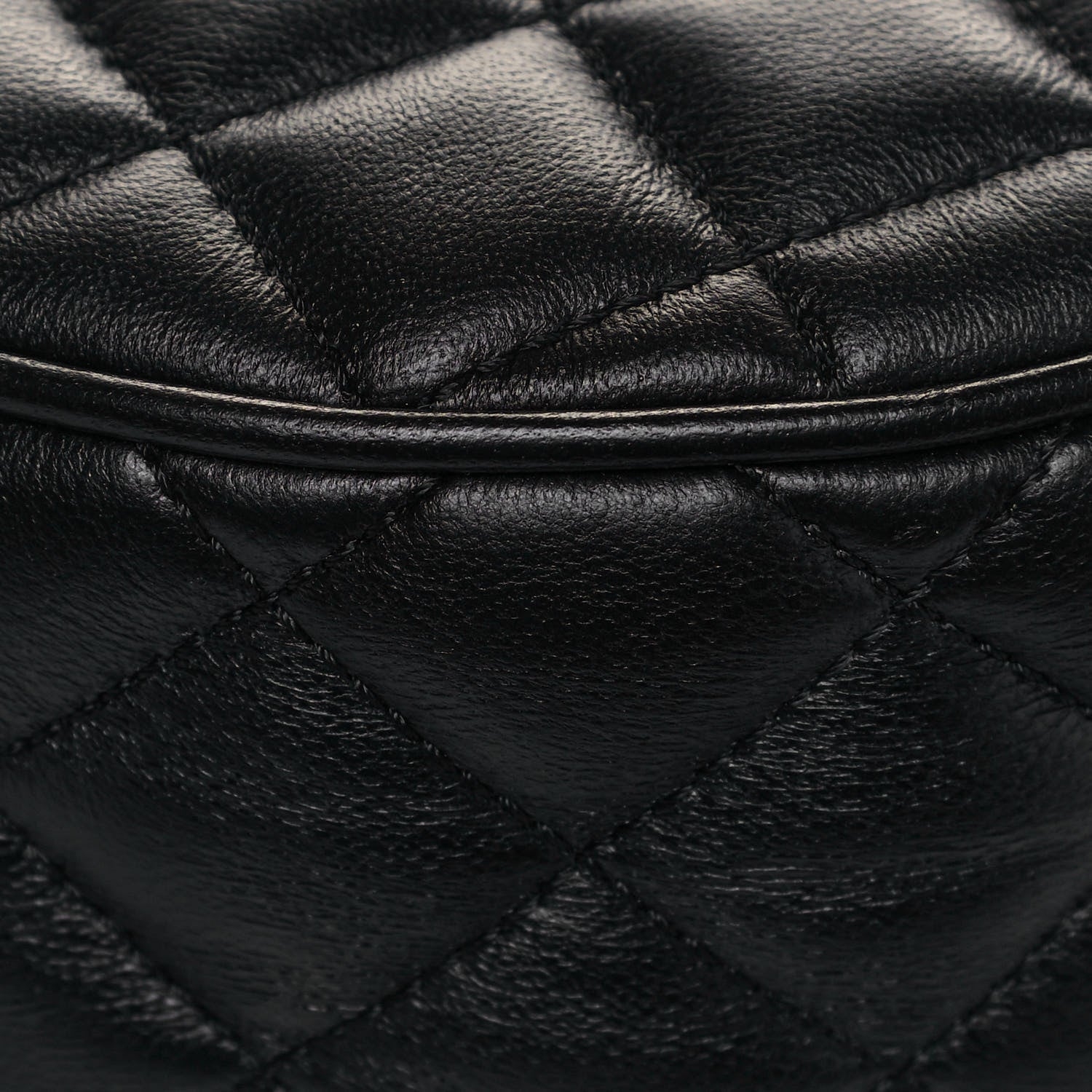 Versace Nappa Quilted Medusa Round Camera Bag Black 11 of 12