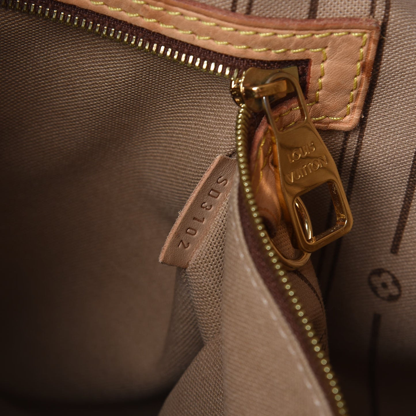 Monogram Delightful MM