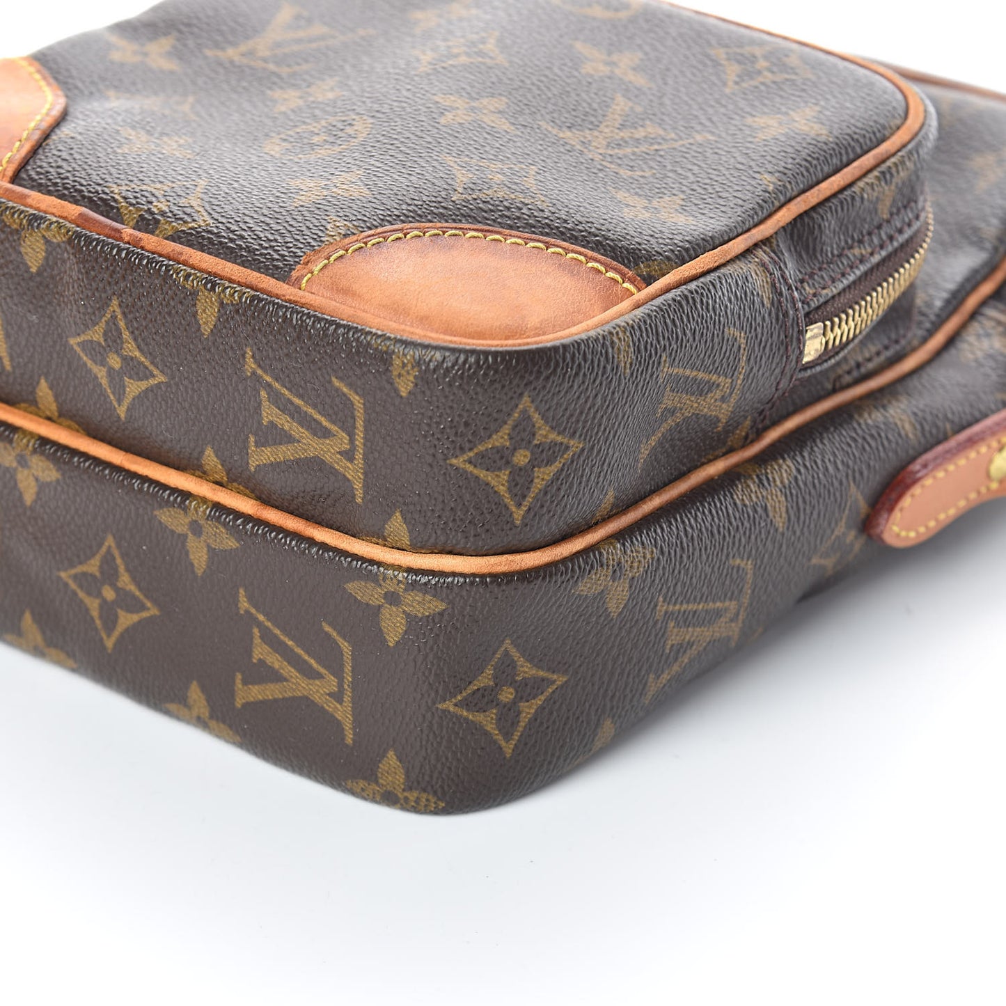 Monogram Amazone
