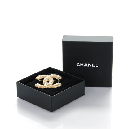 Chanel Pearl Crystal CC Brooch Gold 5 of 5
