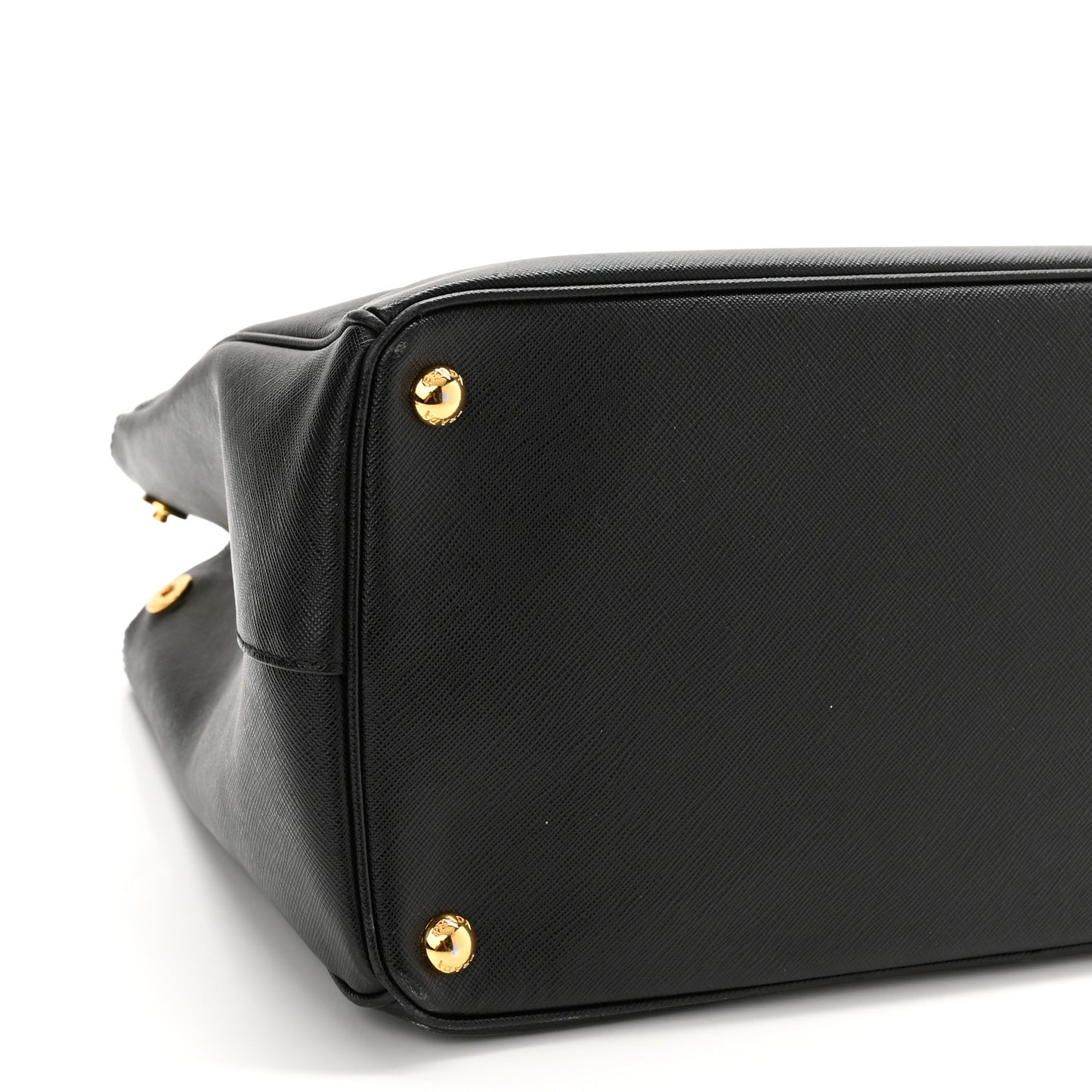Saffiano Medium Galleria Double Zip Tote Black