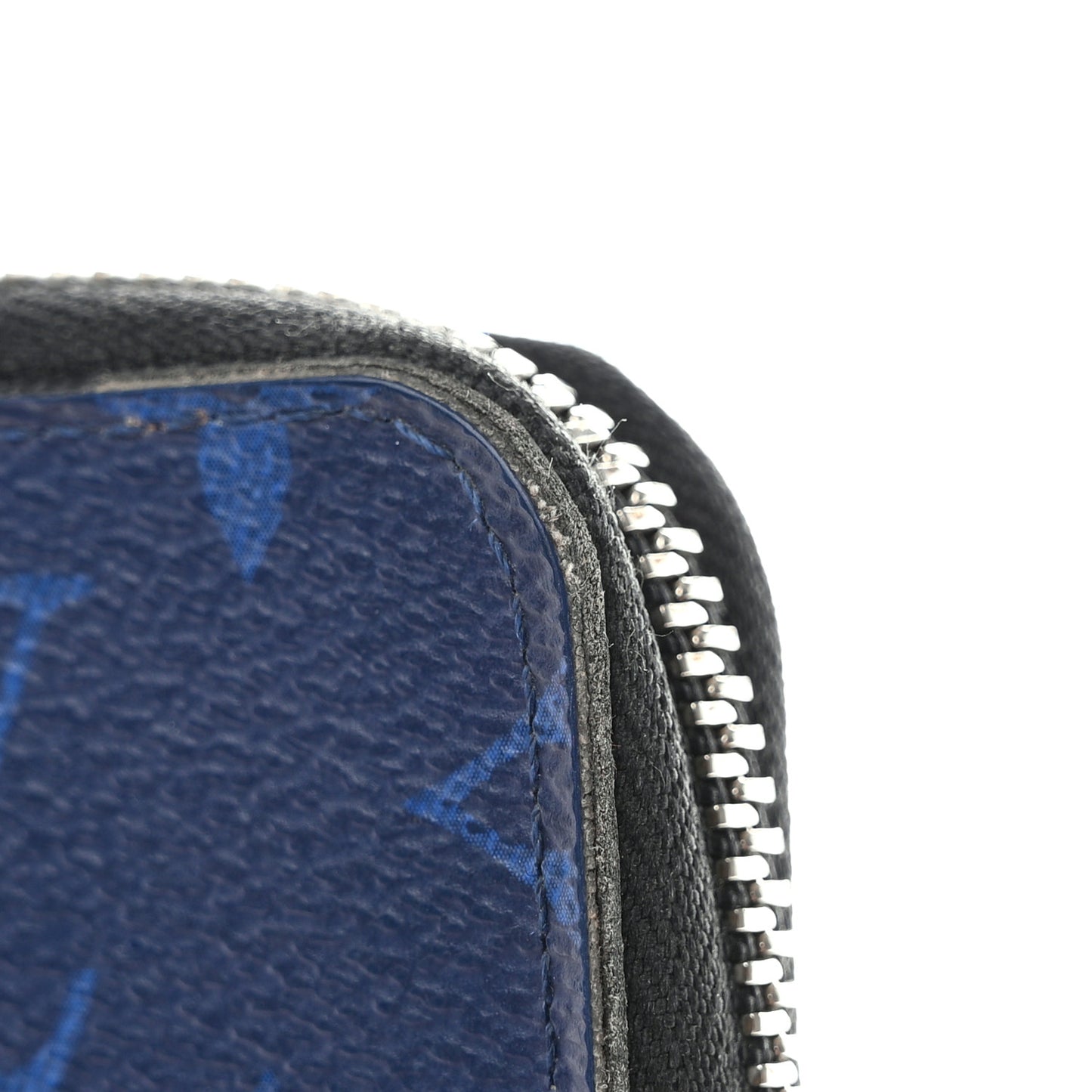 Taigarama Vertical Zippy Wallet Cobalt