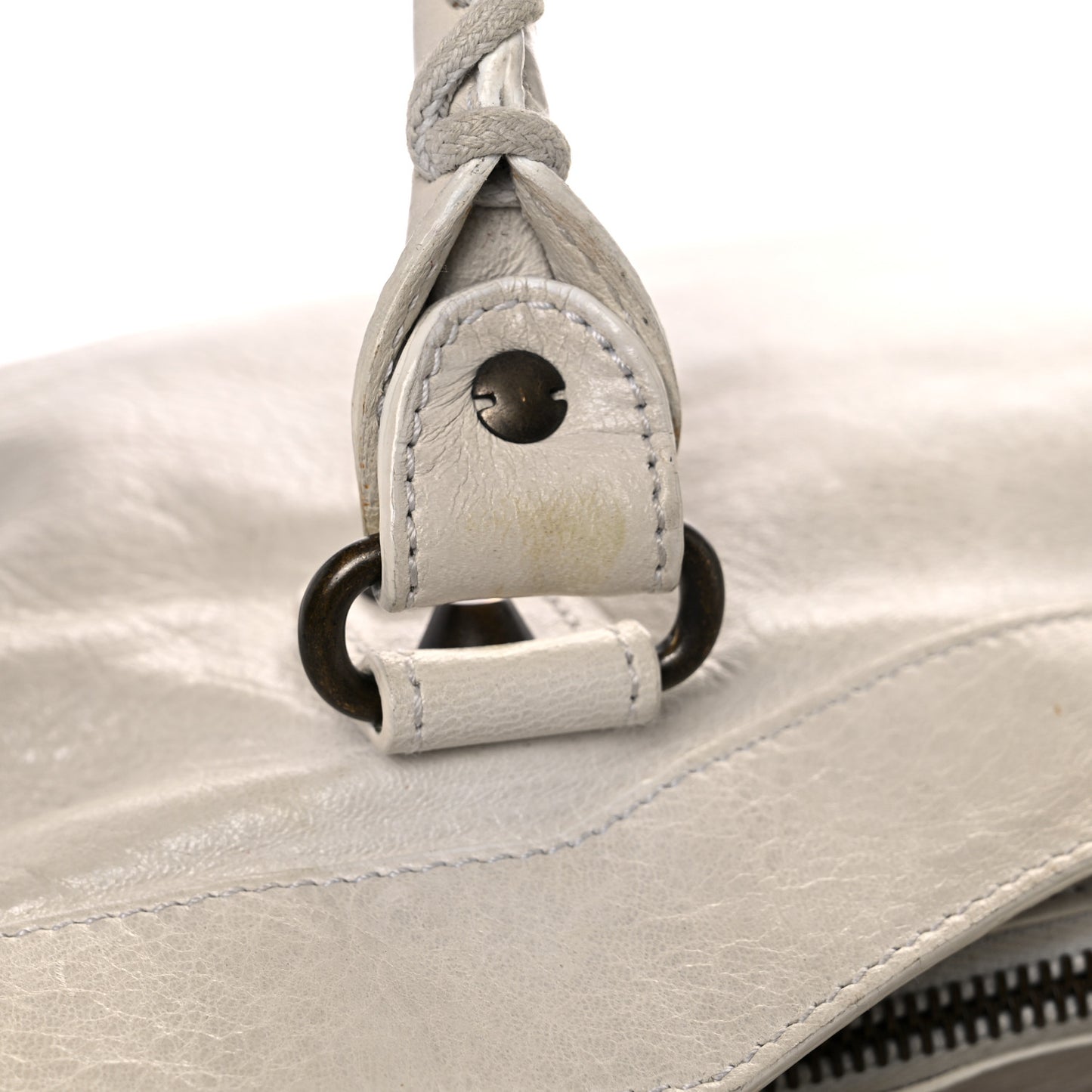 Chevre Classic Hardware First White