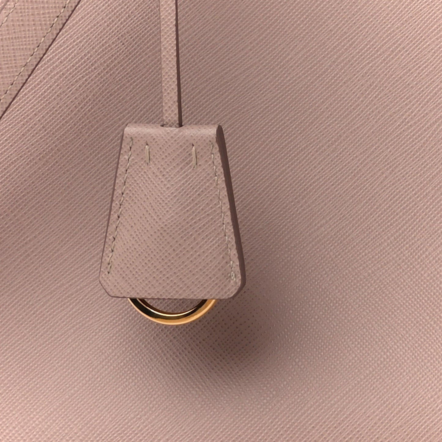 Saffiano Medium Galleria Double Zip Tote Cammeo