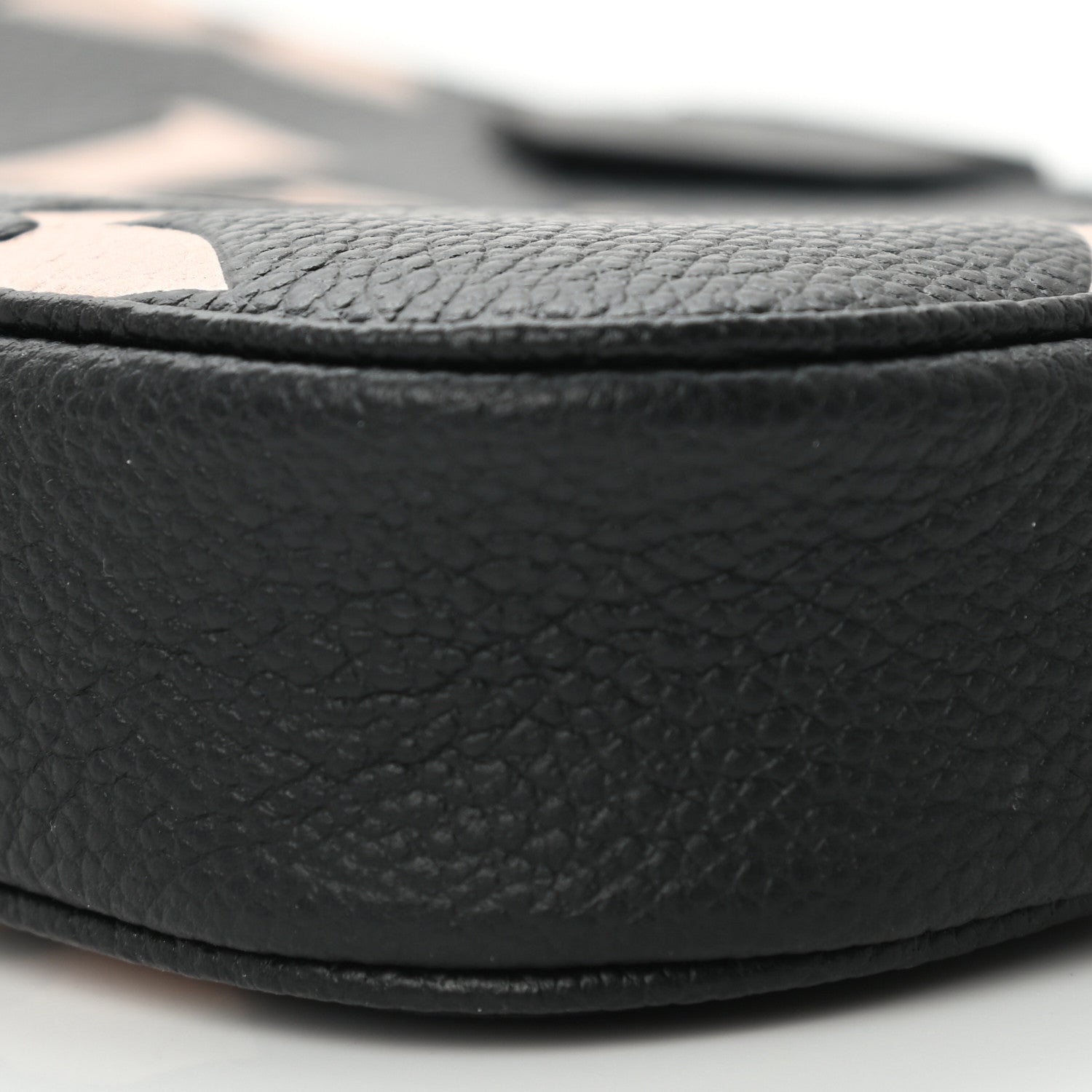Louis Vuitton Empreinte Monogram Giant Multi Pochette Accessories Black Beige 7 of 8