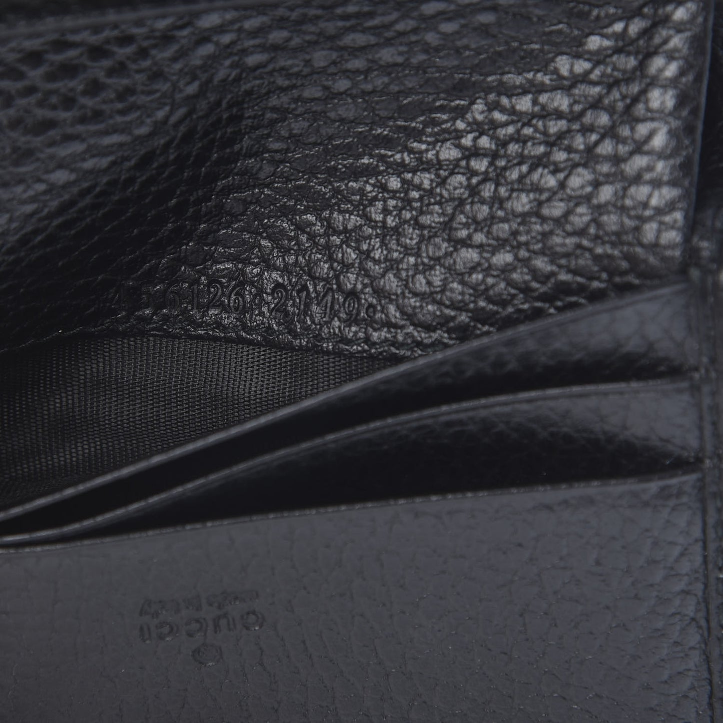Pebbled Calfskin GG Marmont Card Case Black
