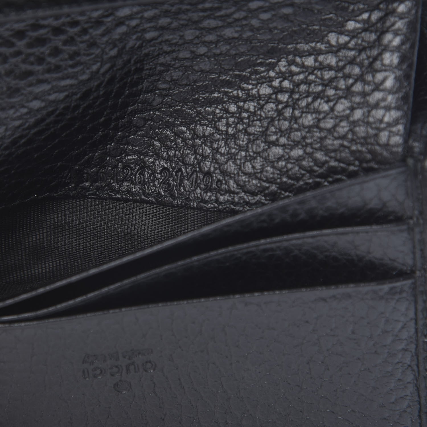 Gucci Pebbled Calfskin GG Marmont Card Case Black 7 of 7