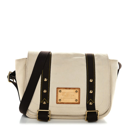 Louis Vuitton Antigua Besace PM Messenger White 1 of 10