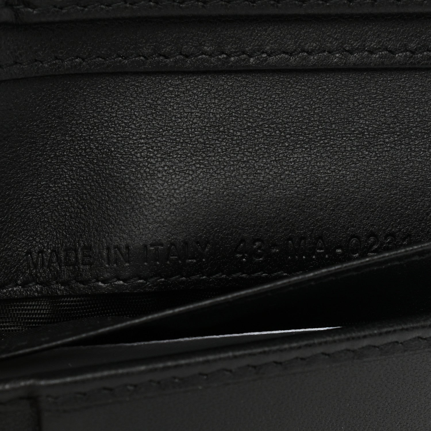 Christian Dior Grained Calfskin Supple Cannage Caro Scarlet Zipped Wallet Black 7 of 8