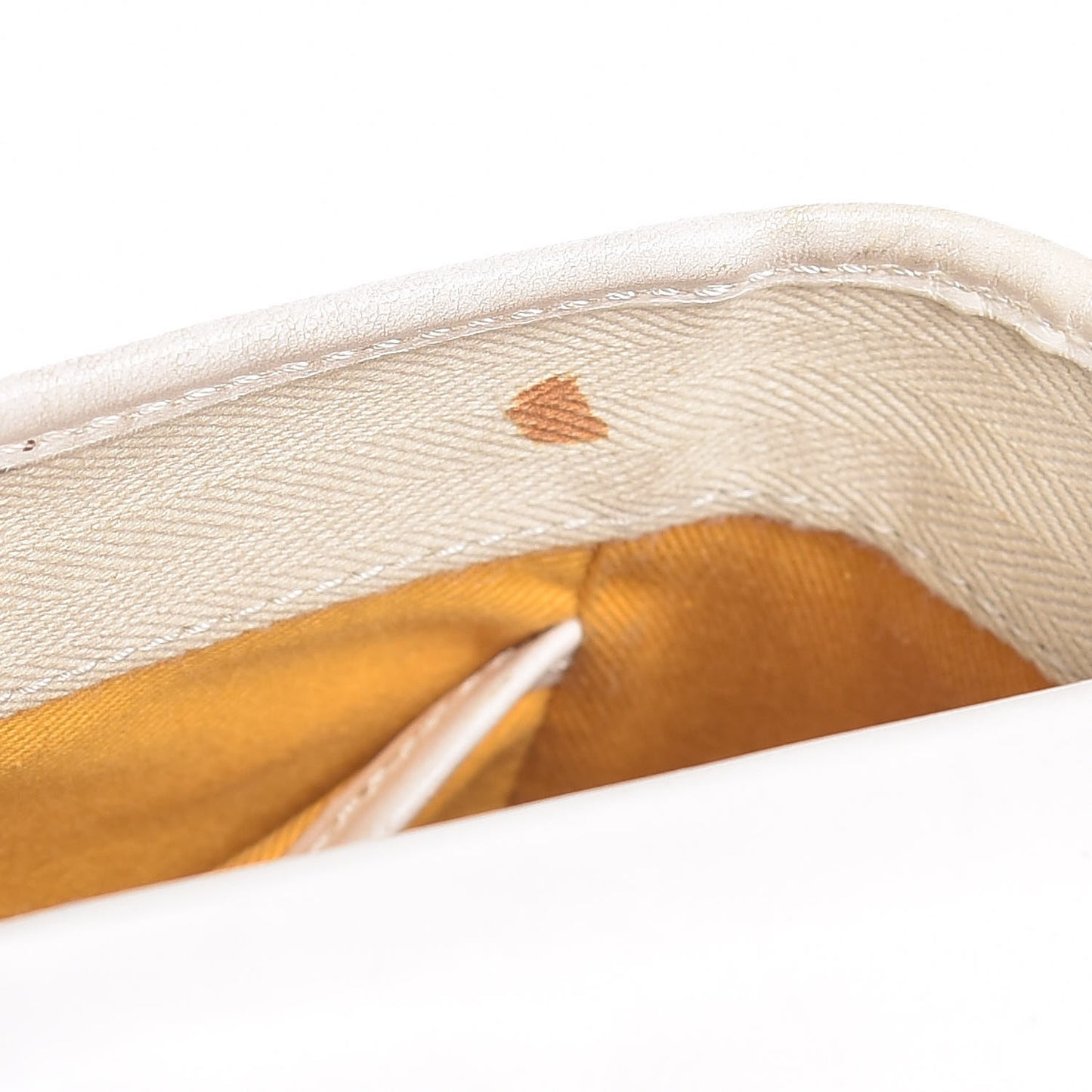 Goyardine Belvedere PM Messenger Bag White