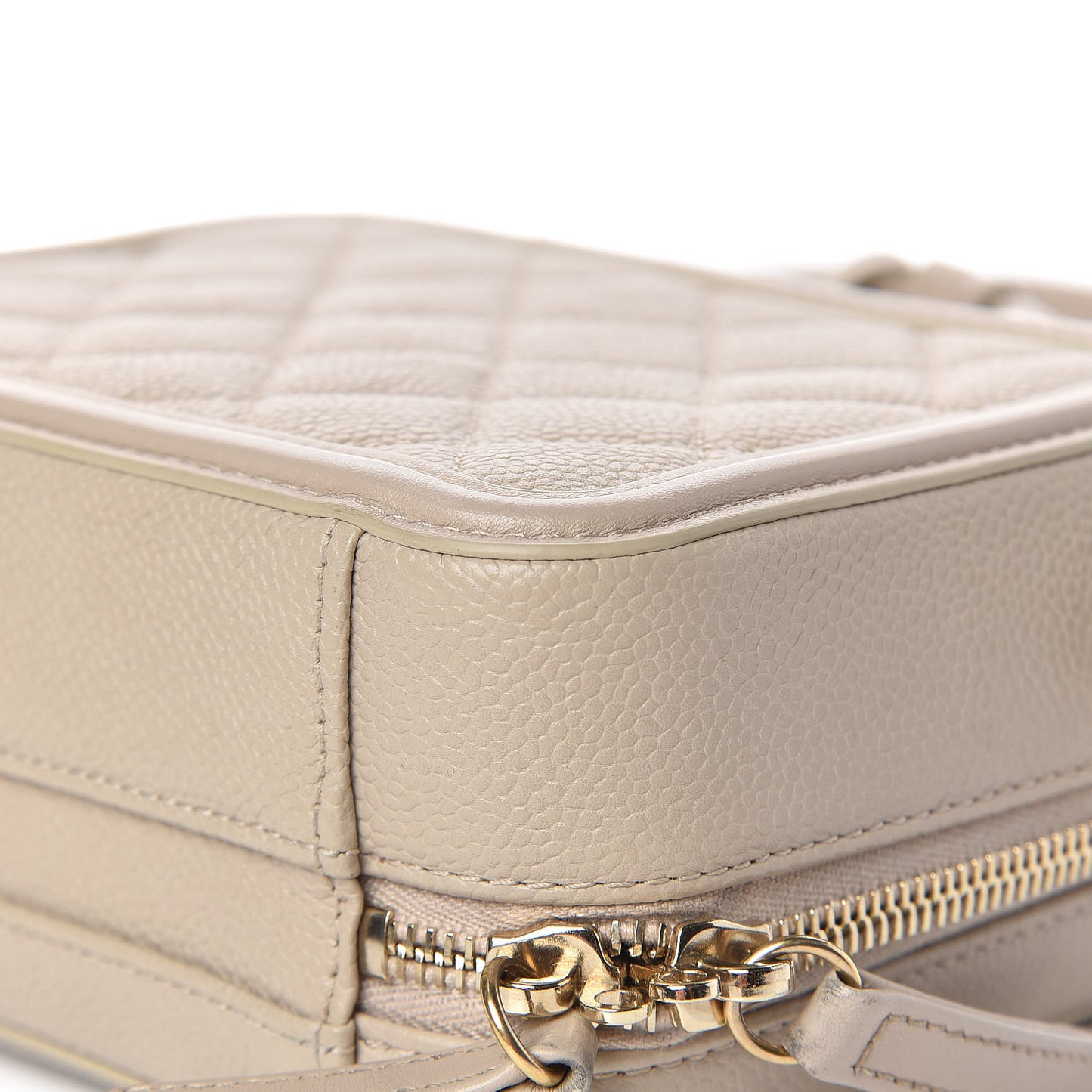 Caviar Quilted Small CC Filigree Vanity Case Light Beige