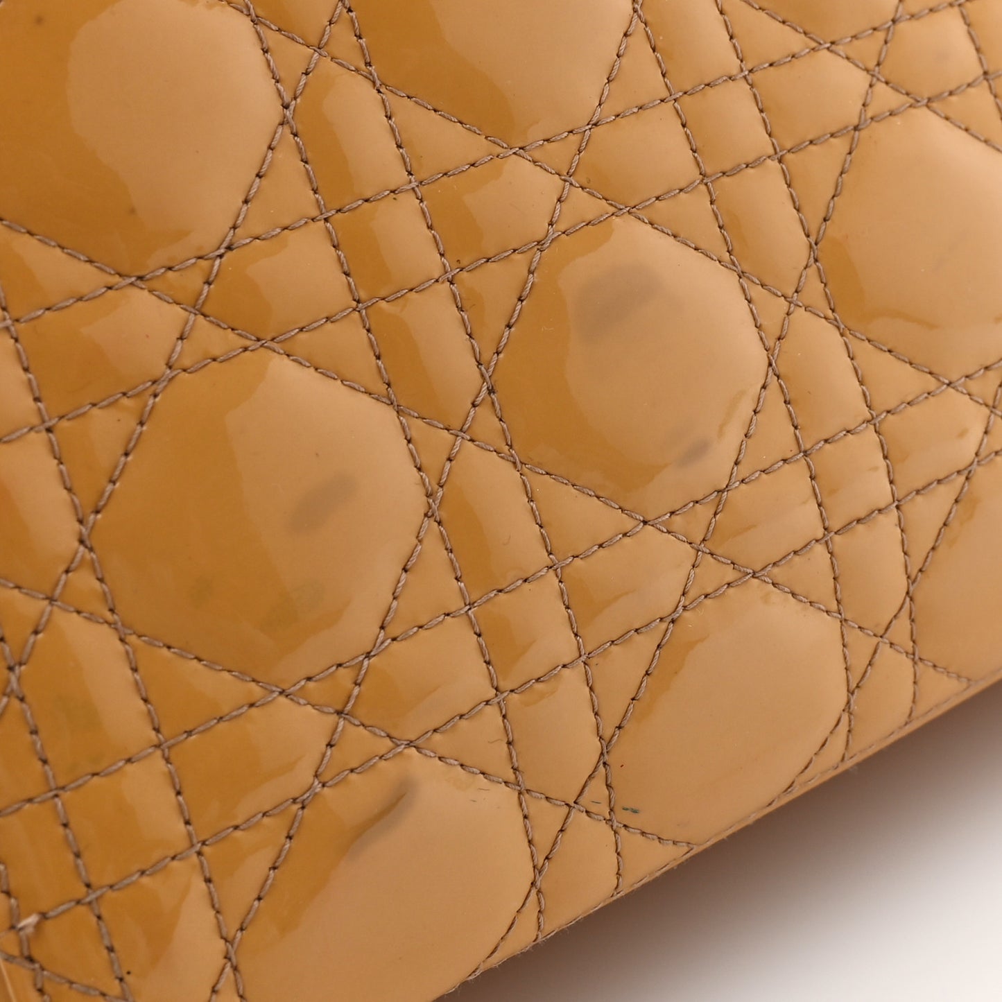Patent Cannage Medium Lady Dior Beige