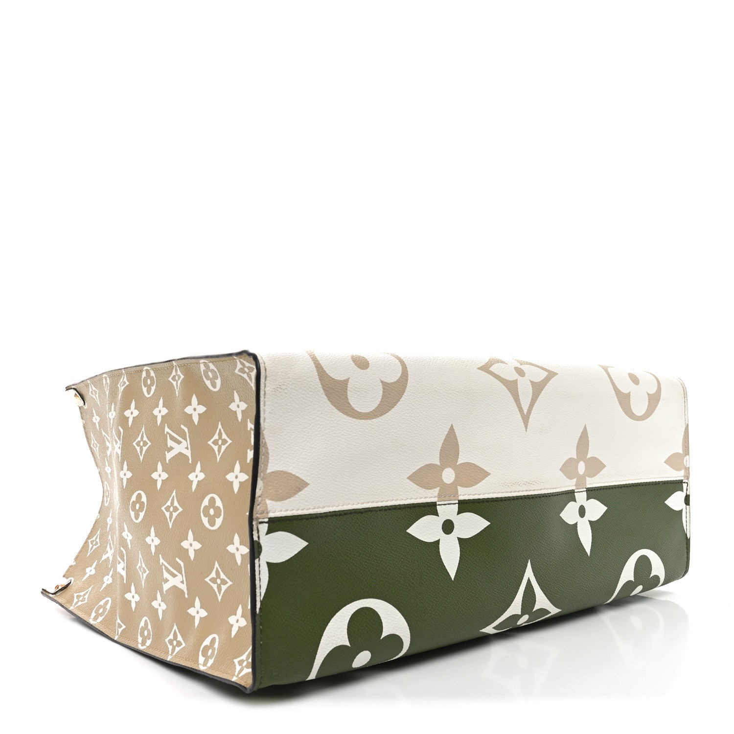Louis Vuitton Monogram Giant Onthego GM Kaki Beige 4 of 10