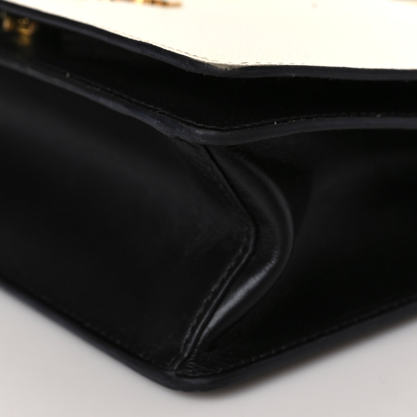 Saffiano Chain Shoulder Bag White Black