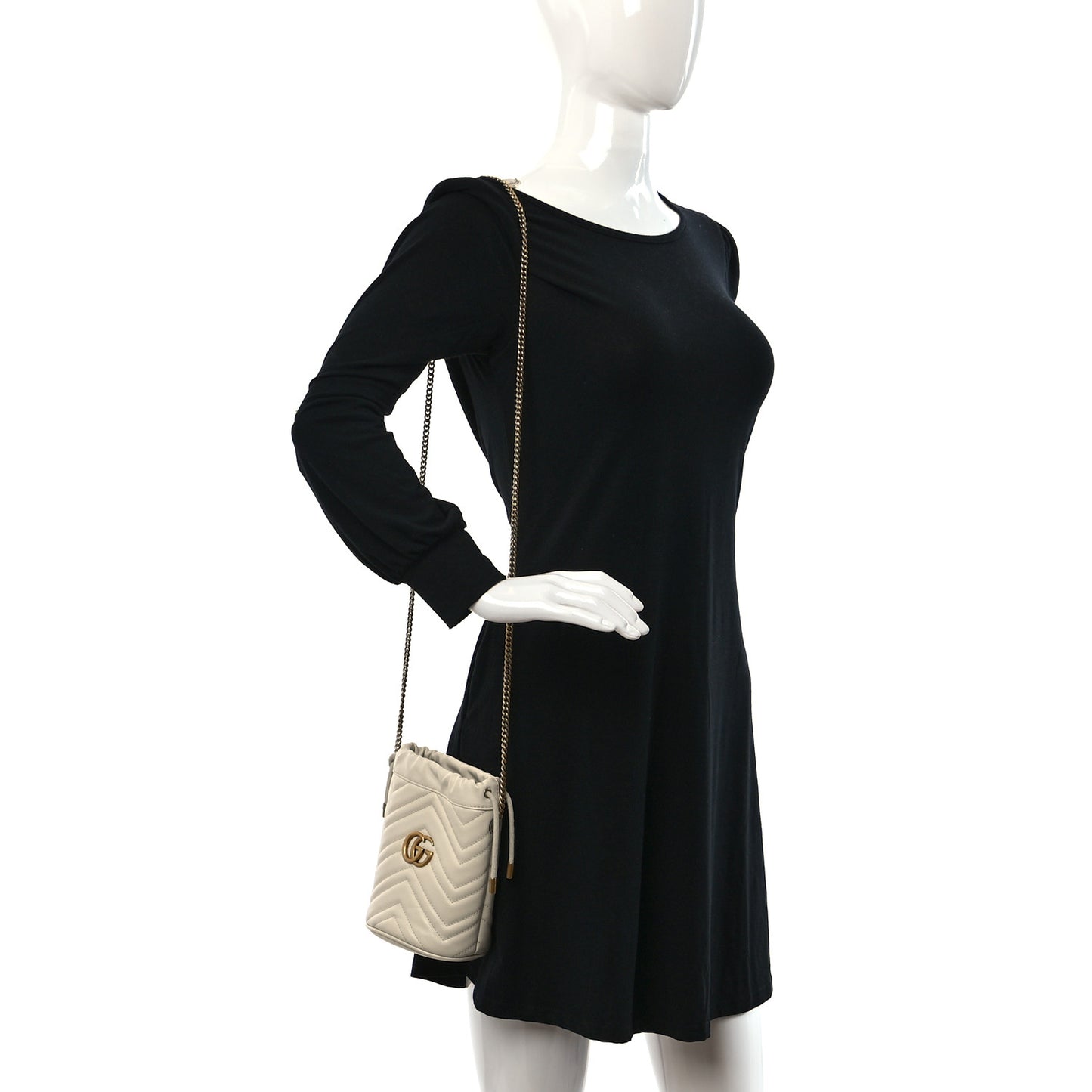 Calfskin Matelasse Mini GG Marmont 2.0 Bucket Bag White